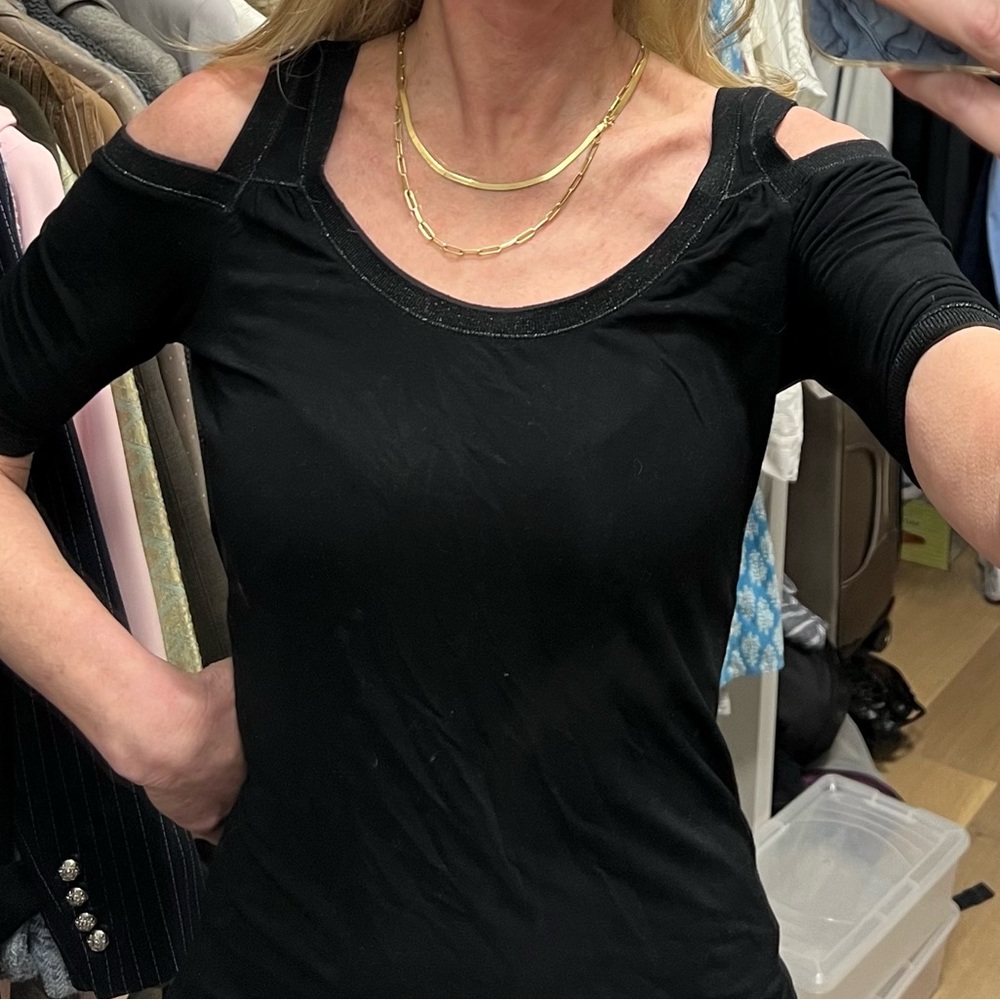 Linq Black t-shirt size small. Cut out shoulders.